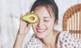 花俏女郎电影在线观看,时尚魅影，在线绽放